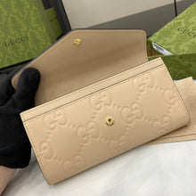 Load image into Gallery viewer, Gucci GG Continental Wallet
