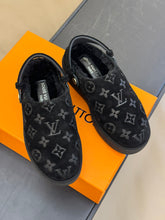 Load image into Gallery viewer, Louis Vuitton Aspen Platform Clog
