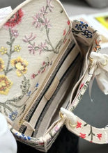 Load image into Gallery viewer, Christian Dior Medium Lady D Lite Bag

