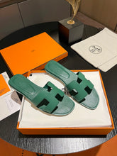 Load image into Gallery viewer, Hermes Oran Sandal
