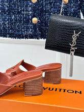 Load image into Gallery viewer, Louis vuitton  Isola Mule
