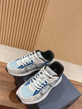 Load image into Gallery viewer, Christian Dior Men B30 Sneaker
