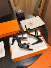 Load image into Gallery viewer, Hermes Glamour 70 Sandals
