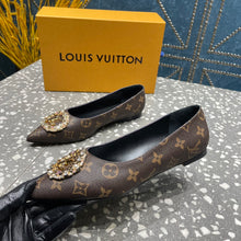 Load image into Gallery viewer, Louis Vuitton  Flat Ballerina
