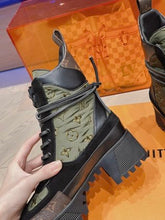 Load image into Gallery viewer, Louis Vuitton Laureate  Platform Desert Boots
