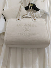 Load image into Gallery viewer, Chanel Rue Cambon Tote Bag
