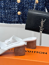 Load image into Gallery viewer, Louis vuitton  Isola Mule

