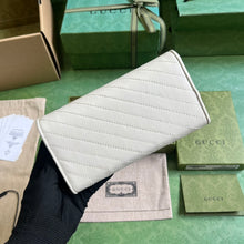 Load image into Gallery viewer, Gucci Blondie Continental Wallet
