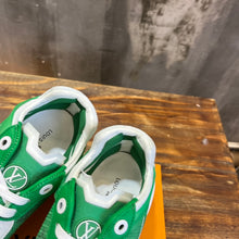 Load image into Gallery viewer, Louis Vuitton Run 55 Sneakers

