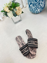 Load image into Gallery viewer, Christian Dior Dway Slide
