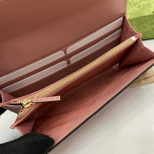 Load image into Gallery viewer, Gucci GG Continental Wallet
