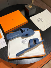 Load image into Gallery viewer, Hermes Oran Sandal
