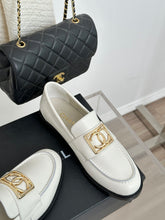 Load image into Gallery viewer, Chanel shoe
