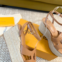 Load image into Gallery viewer, Louis Vuitton Isola Wedge Sandals
