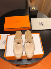 Load image into Gallery viewer, Hermes Hermes Kelly Mule
