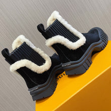 Load image into Gallery viewer, Louis Vuitton Ruby Flat Ranger Boots
