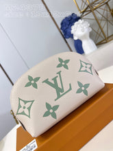 Load image into Gallery viewer, Louis Vuitton Cosmetic Pouch Bag
