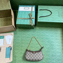 Load image into Gallery viewer, Gucci Ophidia GG Small Bag
