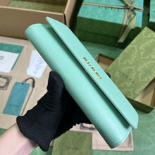 Load image into Gallery viewer, Gucci Continental Wallet
