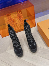 Load image into Gallery viewer, Louis Vuitton Laureate  Platform Desert Boots
