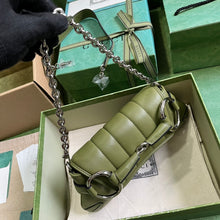 Load image into Gallery viewer, Gucci Horsebit Chain Small Shoulder Bag
