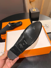 Load image into Gallery viewer, Hermes Hermes Kelly Mule
