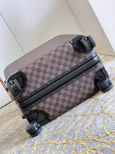 Load image into Gallery viewer, Louis Vuitton Horizon 50 Suitcase
