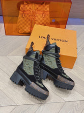 Load image into Gallery viewer, Louis Vuitton Laureate  Platform Desert Boots
