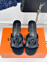 Load image into Gallery viewer, Louis vuitton  Isola Mule
