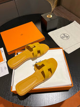 Load image into Gallery viewer, Hermes Oran Sandal
