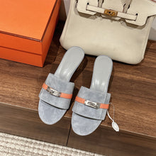 Load image into Gallery viewer, Hermes Gigi Sandal
