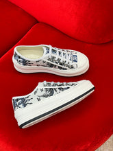 Load image into Gallery viewer, Christian Dior  Walk N Dior Platform Sneakers
