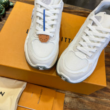 Load image into Gallery viewer, Louis Vuitton Run 55 Sneakers
