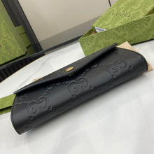 Load image into Gallery viewer, Gucci GG Continental Wallet
