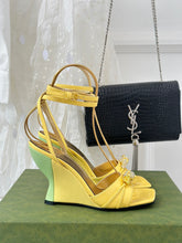 Load image into Gallery viewer, Gucci High Heel Sandals With Hardware
