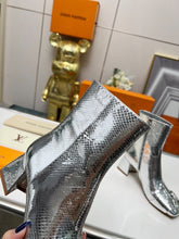 Load image into Gallery viewer, Louis Vuitton Shake Ankle Boots
