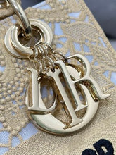 Load image into Gallery viewer, Christian Dior Medium Lady D Lite Bag
