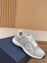 Load image into Gallery viewer, Christian Dior Men B30 Sneaker
