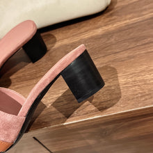 Load image into Gallery viewer, Hermes Gigi Sandal
