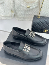 Load image into Gallery viewer, Chanel shoe
