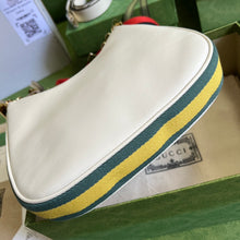Load image into Gallery viewer, Gucci Attache Small Shoulder Bag
