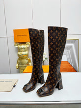 Load image into Gallery viewer, Louis Vuitton Shake High Boots
