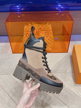Load image into Gallery viewer, Louis Vuitton Laureate  Platform Desert Boots
