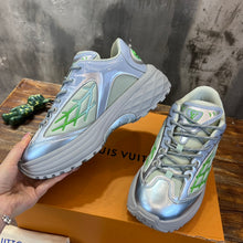Load image into Gallery viewer, Louis Vuitton Discovery Lace Up Sneakers
