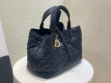 Load image into Gallery viewer, Christian Dior Medium Toujours Bag
