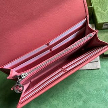 Load image into Gallery viewer, Gucci Blondie Continental Wallet
