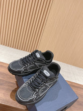 Load image into Gallery viewer, Christian Dior Men B30 Sneaker
