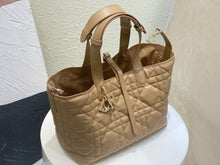 Load image into Gallery viewer, Christian Dior Medium Toujours Bag
