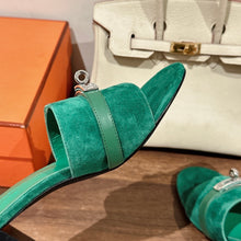 Load image into Gallery viewer, Hermes Gigi Sandal
