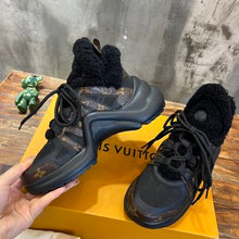 Load image into Gallery viewer, Louis Vuitton Archlight Sneaker
